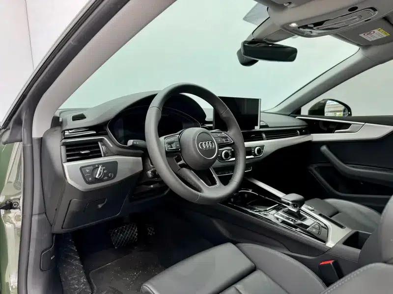 Audi A5 2024 Coupe 40 TFSI Fashion Dynamic — миниатюра 16