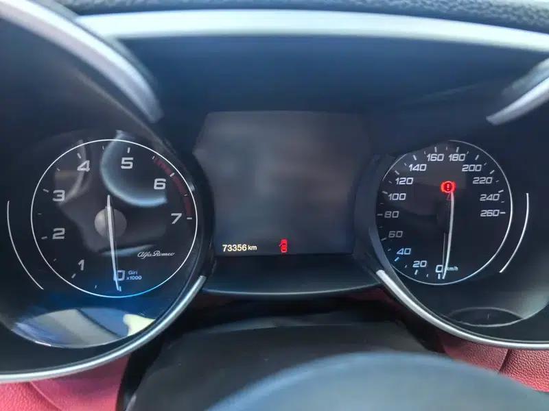 Giulia Juliet 2019 2.0T 280HP Luxury Edition — миниатюра 9