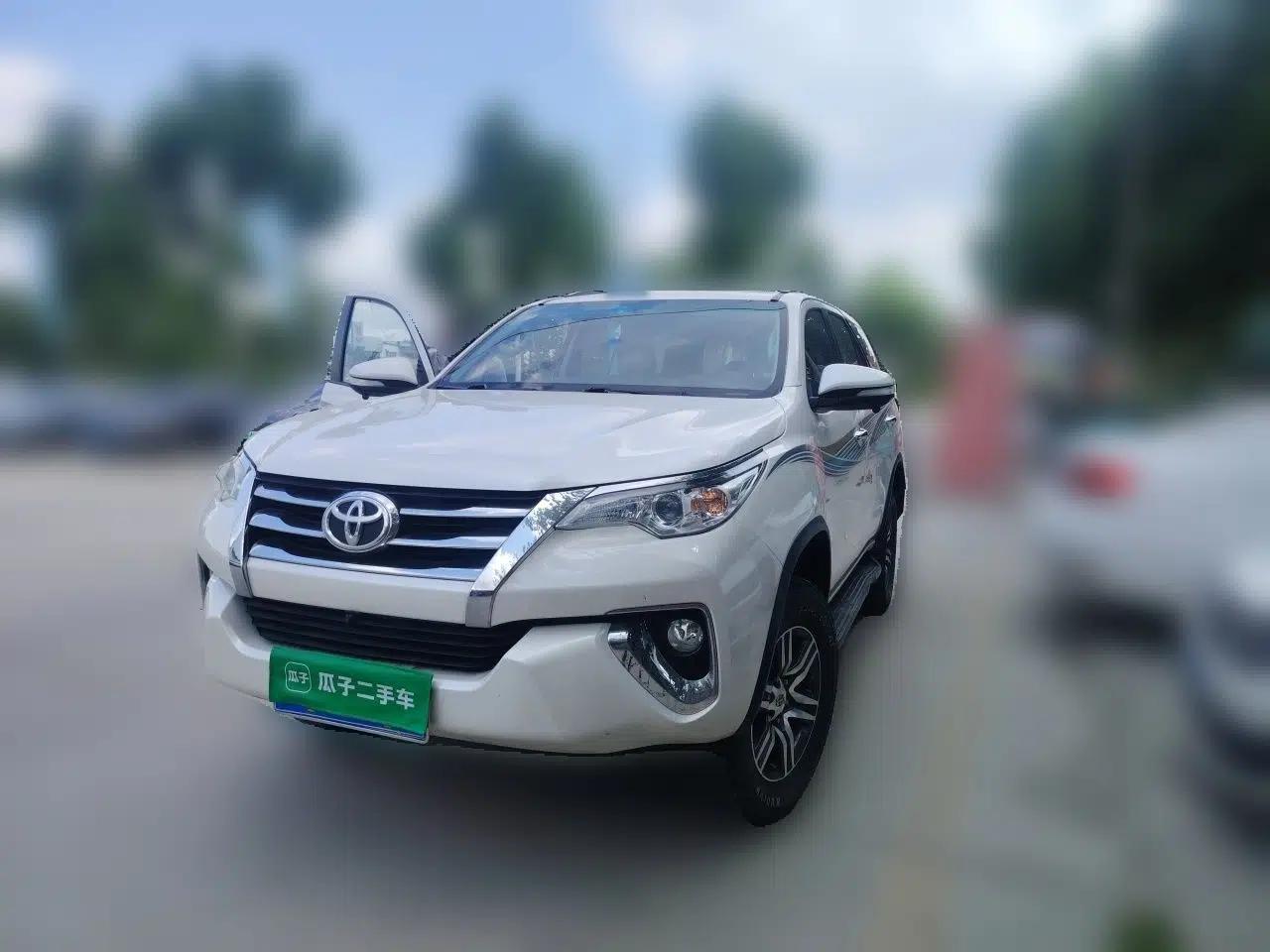 Toyota Fortuner 2016 2.7L Middle East Version — миниатюра 1