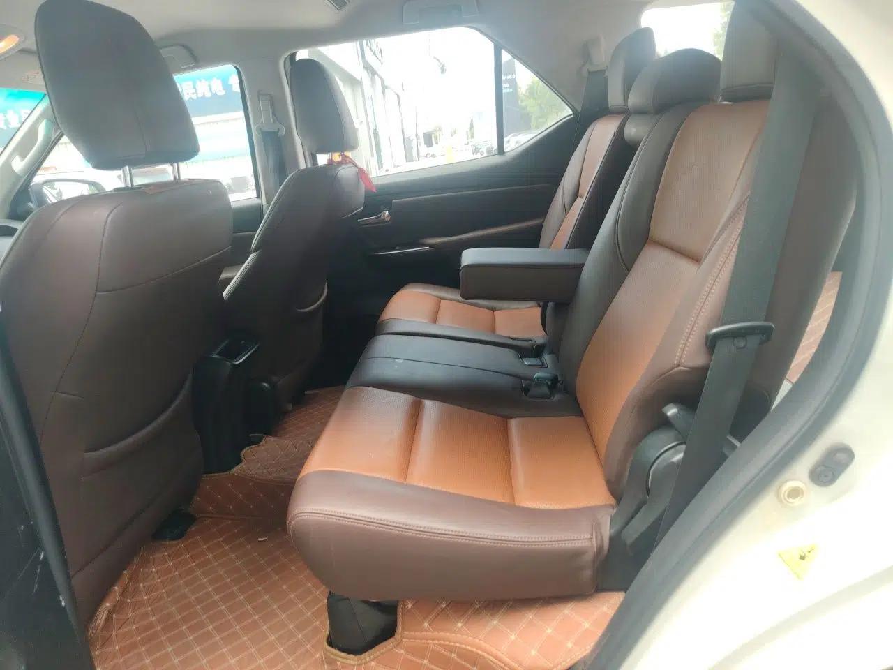 Toyota Fortuner 2016 2.7L Middle East Version — миниатюра 17