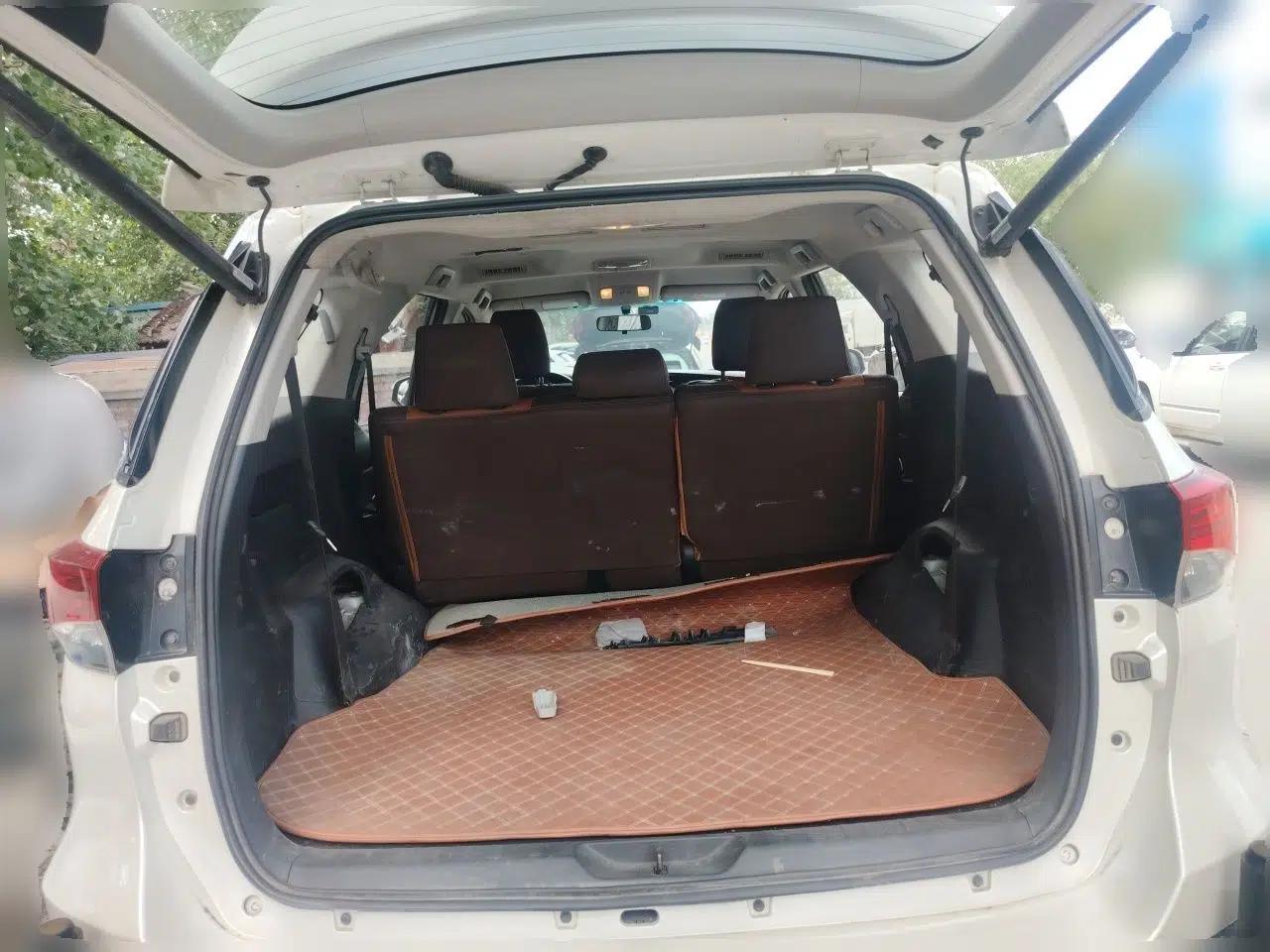Toyota Fortuner 2016 2.7L Middle East Version — миниатюра 19