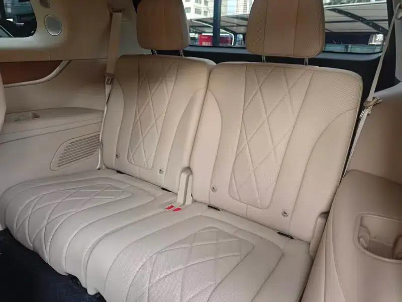 Wenjie M9 2024 Ultra Range Extended 6-Seater — миниатюра 20