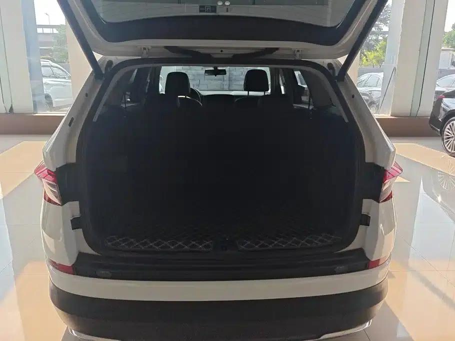 2018 Kodiaq Facelift TSI330 5-seater 2WD Luxury Edition — миниатюра 4