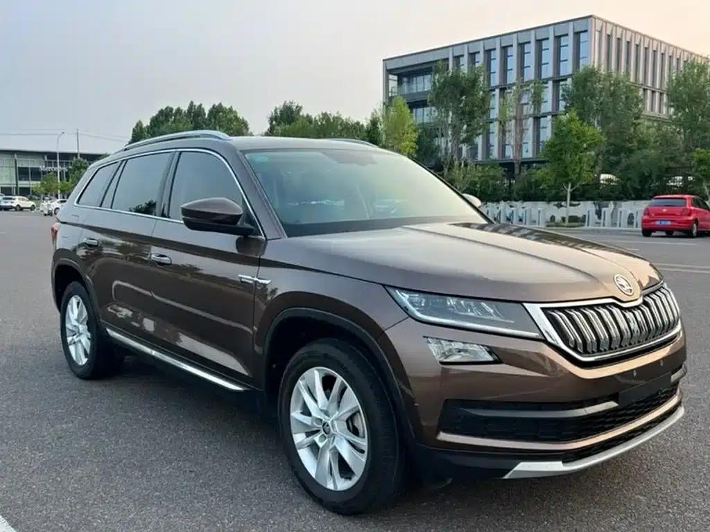 2018 Kodiaq Facelift TSI330 5-seater 2WD Luxury Edition — миниатюра 3