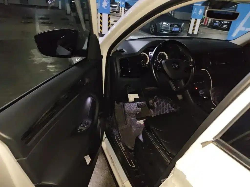 2017 Kodiaq TSI330 7-seater 2WD Luxury Edition — миниатюра 14