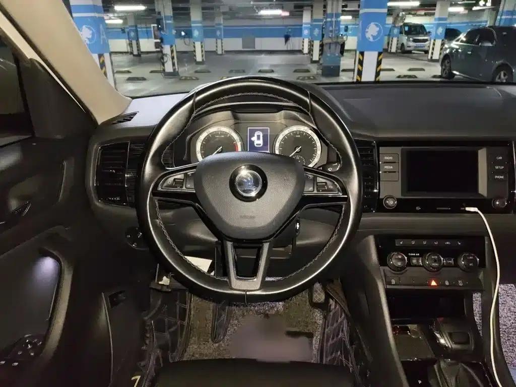 2017 Kodiaq TSI330 7-seater 2WD Luxury Edition — миниатюра 3