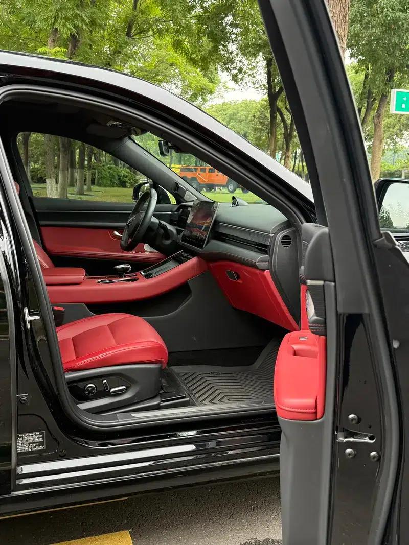 Wenjie M5 2024 Range Extended Max RS 4WD High-End Intelligent Driving Edition — миниатюра 12
