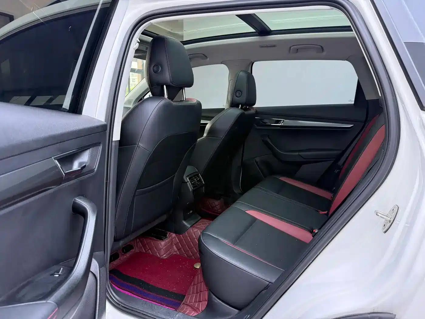 Karoq 2022 TSI280 Luxury Edition — миниатюра 8
