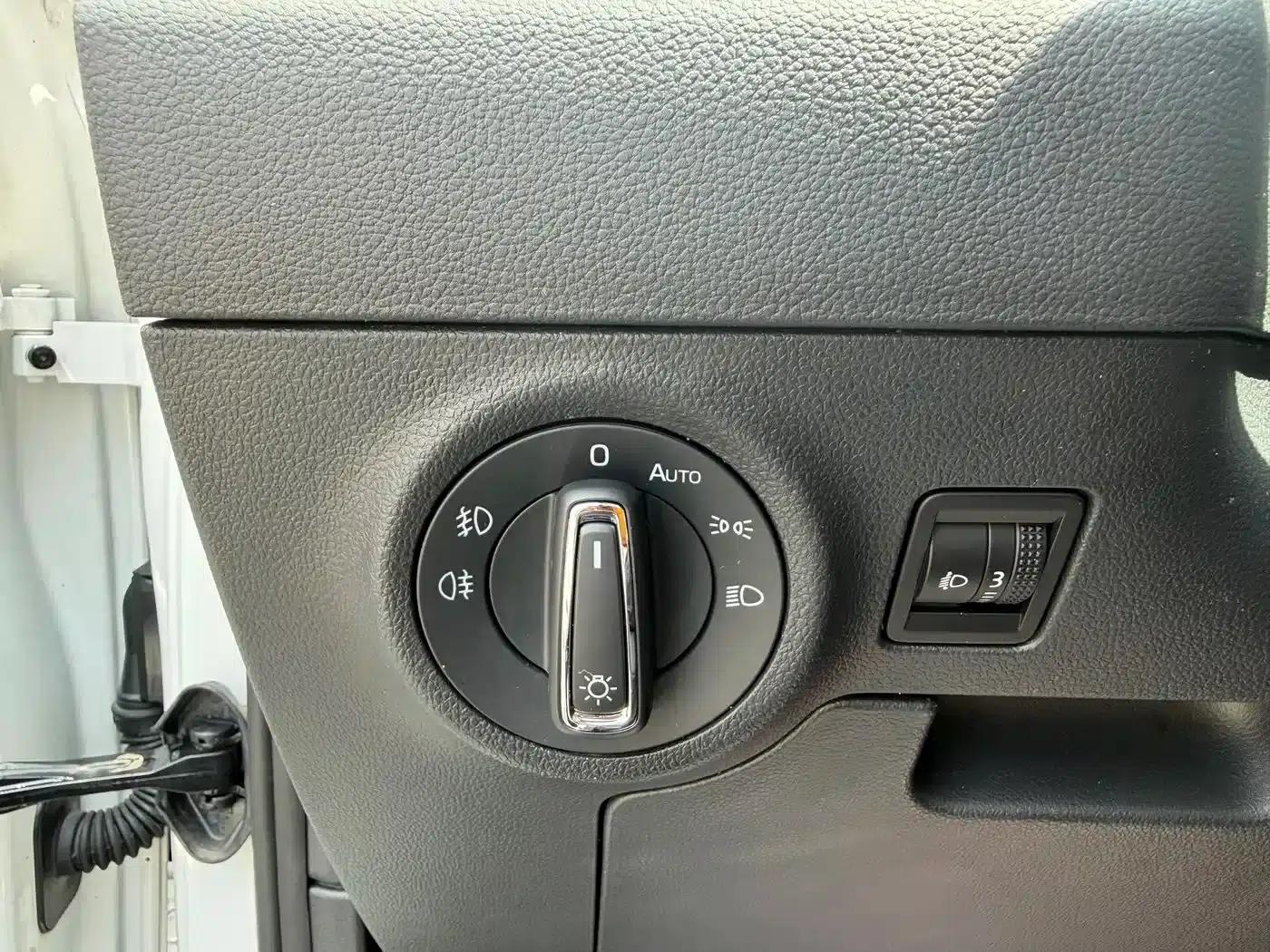 Karoq 2022 TSI280 Luxury Edition — миниатюра 16