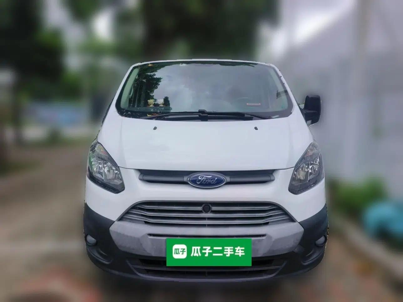 Ford Transit 2017 2.0T Diesel Van Short Wheelbase Low Roof China IV Standard — миниатюра 2