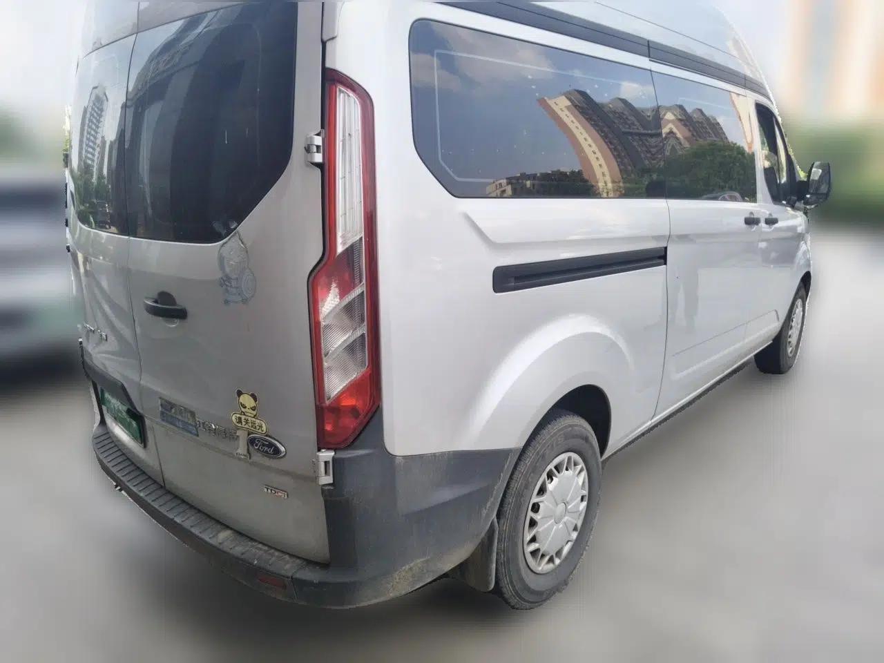 Ford Transit 2017 2.0T Diesel Multi-Function Commercial Vehicle Mid-Drive Mid-Roof China V Standard — миниатюра 6