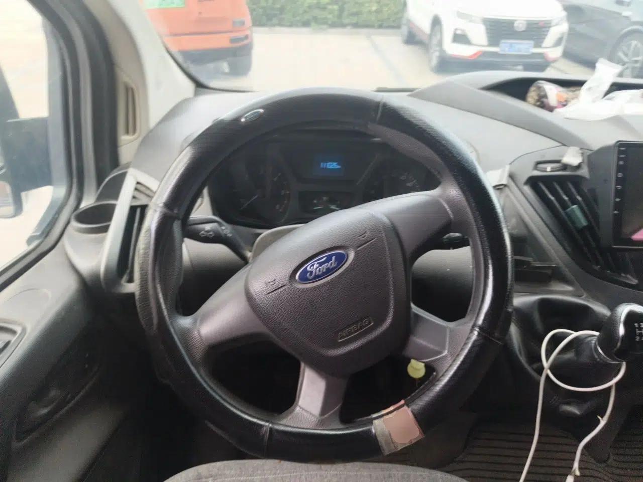 Ford Transit 2017 2.0T Diesel Multi-Function Commercial Vehicle Mid-Drive Mid-Roof China V Standard — миниатюра 10