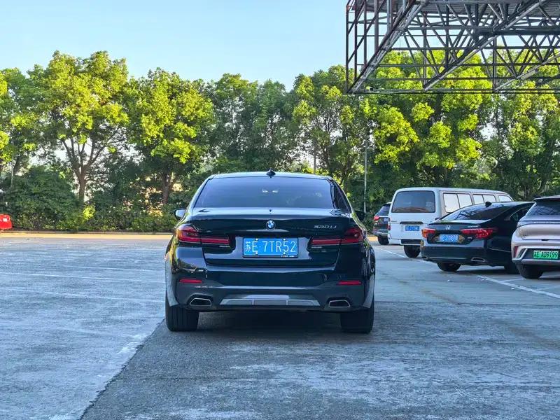 2022 BMW 5 Series Facelift 530Li Leading Edition M Sport Package — миниатюра 5