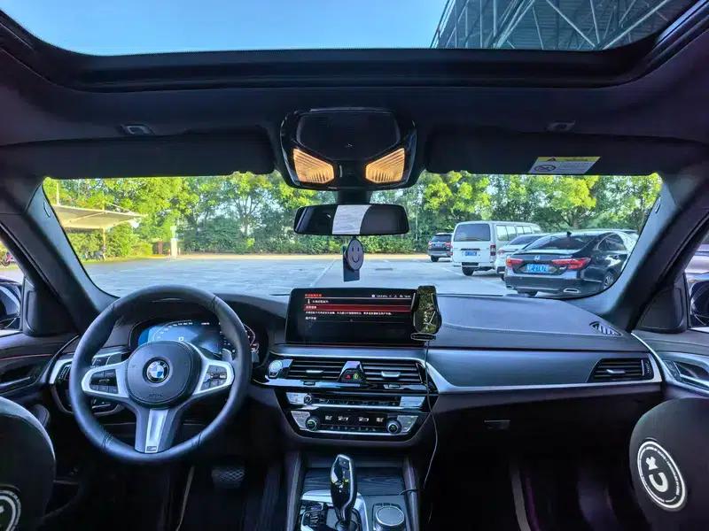 2022 BMW 5 Series Facelift 530Li Leading Edition M Sport Package — миниатюра 6