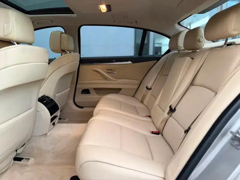 BMW 5 Series 2012 520Li Elegant Edition — миниатюра 10