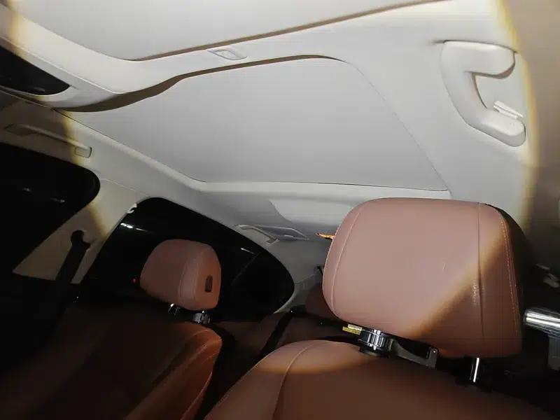 2014 BMW 5 Series 525Li Leading Edition — миниатюра 18