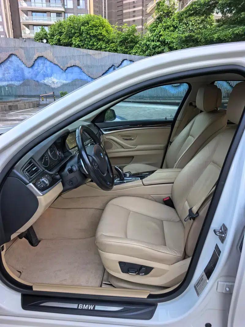BMW 5 Series 2012 535Li Leading Edition — миниатюра 18
