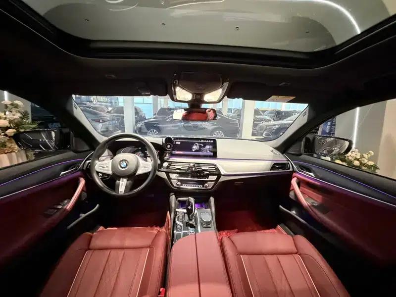 2023 BMW 5 Series 530Li Luxury M Sport Package — миниатюра 13