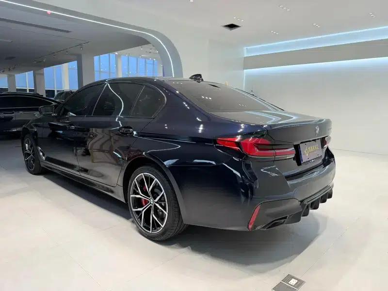 2023 BMW 5 Series 530Li Luxury M Sport Package — миниатюра 4