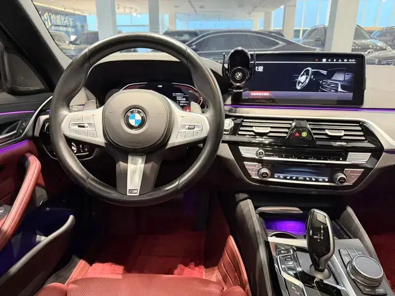 2023 BMW 5 Series 530Li Luxury M Sport Package — миниатюра 9
