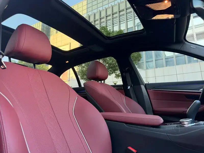 2023 BMW 5 Series Facelift 530Li Leading Edition M Sport Package — миниатюра 9