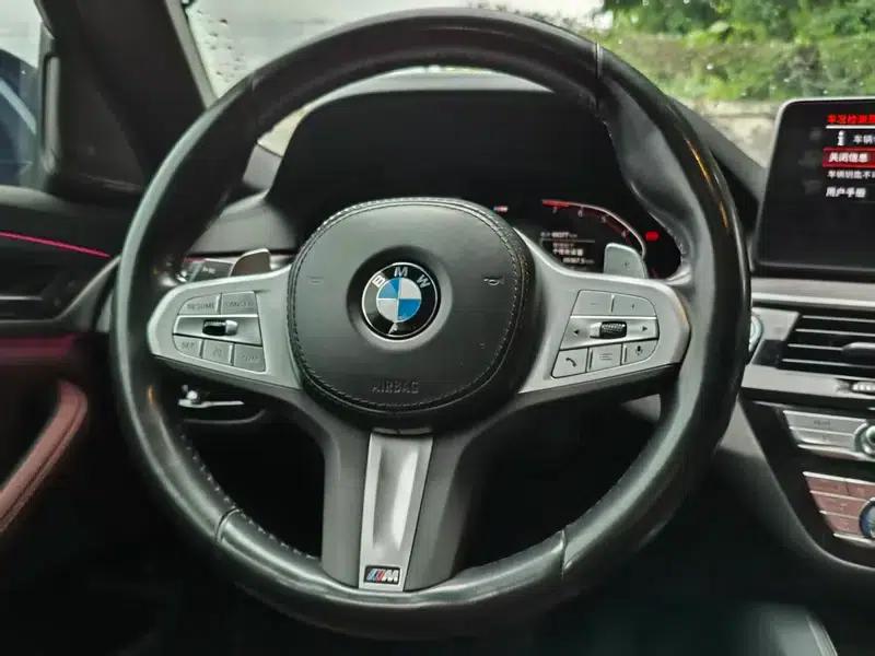 2022 BMW 5 Series, third facelift, 530Li Luxury M Sport Package — миниатюра 10