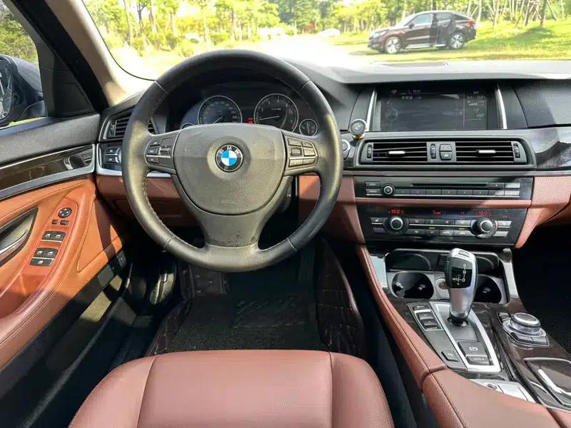 2014 BMW 5 Series 525Li Leading Edition — миниатюра 13
