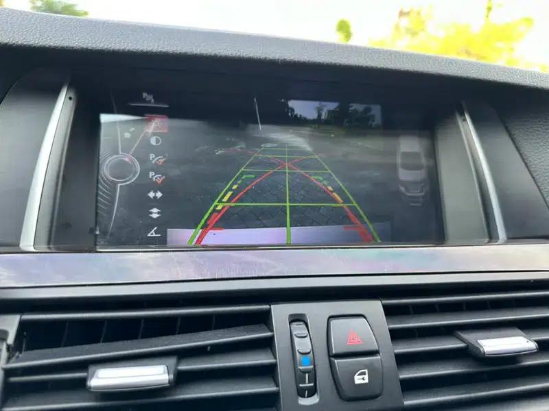 2014 BMW 5 Series 525Li Leading Edition — миниатюра 9