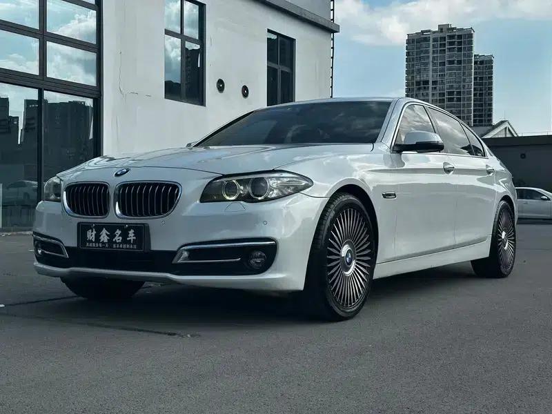 BMW 5 Series 2017 525Li Leading Edition — миниатюра 1