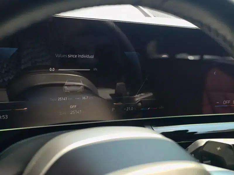 2024 BMW 5 Series 525Li M Sport Package — миниатюра 14