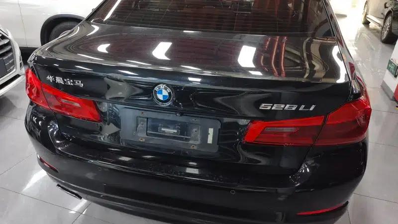 BMW 5 Series 2018 528Li Launch Special Edition — миниатюра 3
