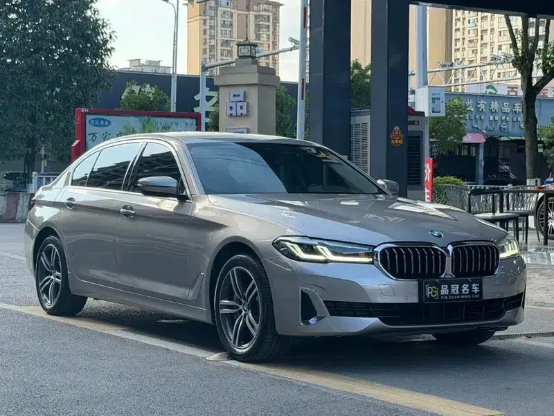 BMW 5 Series 2021 530Li Leading Luxury Package — миниатюра 3