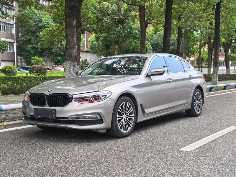 2018 BMW 5 Series 540Li Executive Edition — миниатюра 1