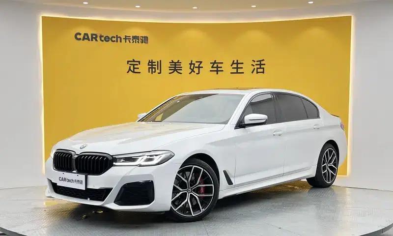 2022 BMW 5 Series 530Li xDrive M Sport Package — миниатюра 1