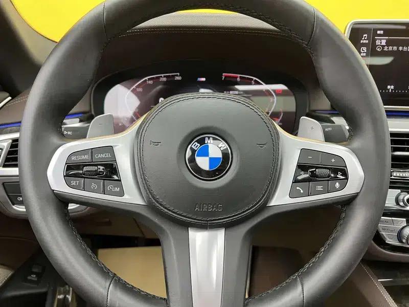 2022 BMW 5 Series 530Li xDrive M Sport Package — миниатюра 25