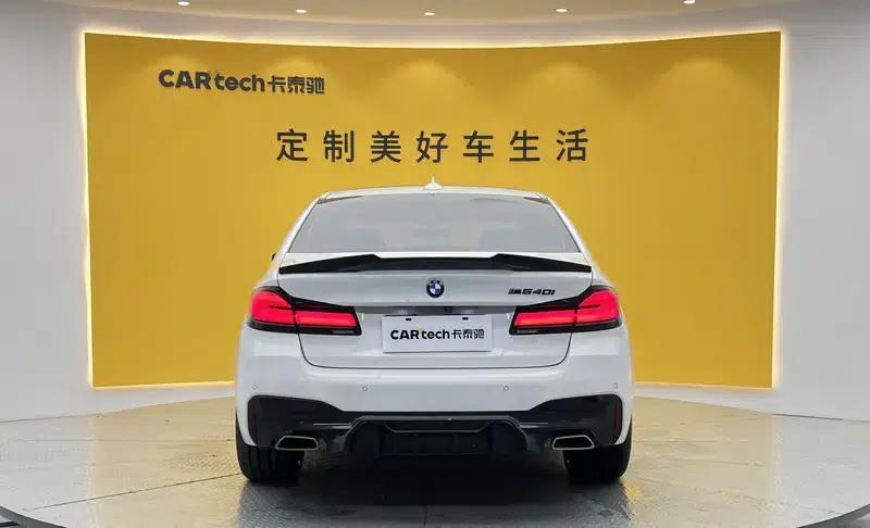 2022 BMW 5 Series 530Li xDrive M Sport Package — миниатюра 6