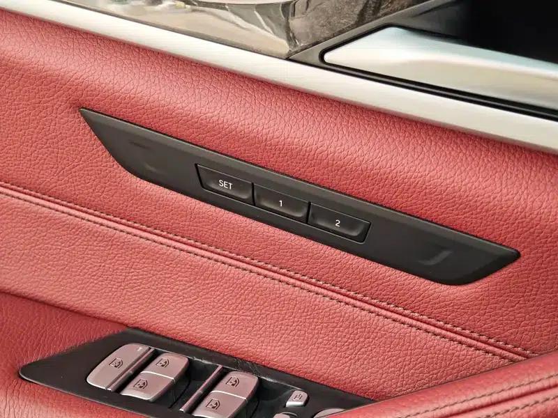 2018 BMW 5 Series Facelift 530Li Leading Edition M Sport Package — миниатюра 22