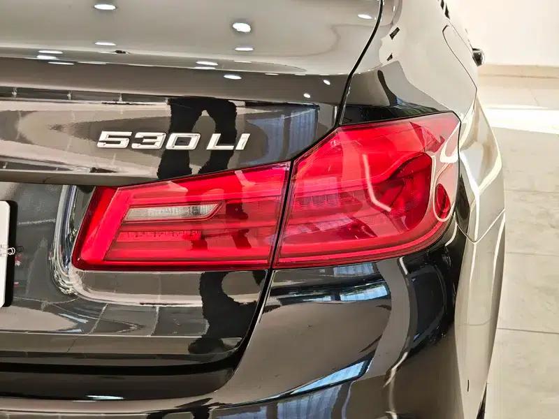 2018 BMW 5 Series Facelift 530Li Leading Edition M Sport Package — миниатюра 8