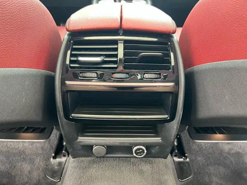 2019 BMW 5 Series Facelift 530Li Leading Edition M Sport Package — миниатюра 10