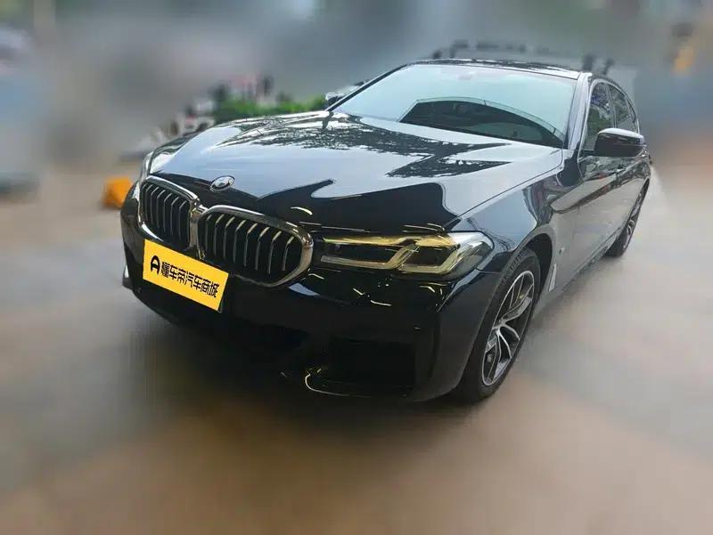 2021 BMW 5 Series 525Li M Sport Package — миниатюра 1