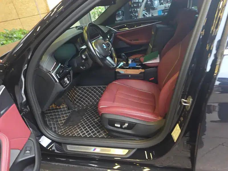 2021 BMW 5 Series 525Li M Sport Package — миниатюра 7