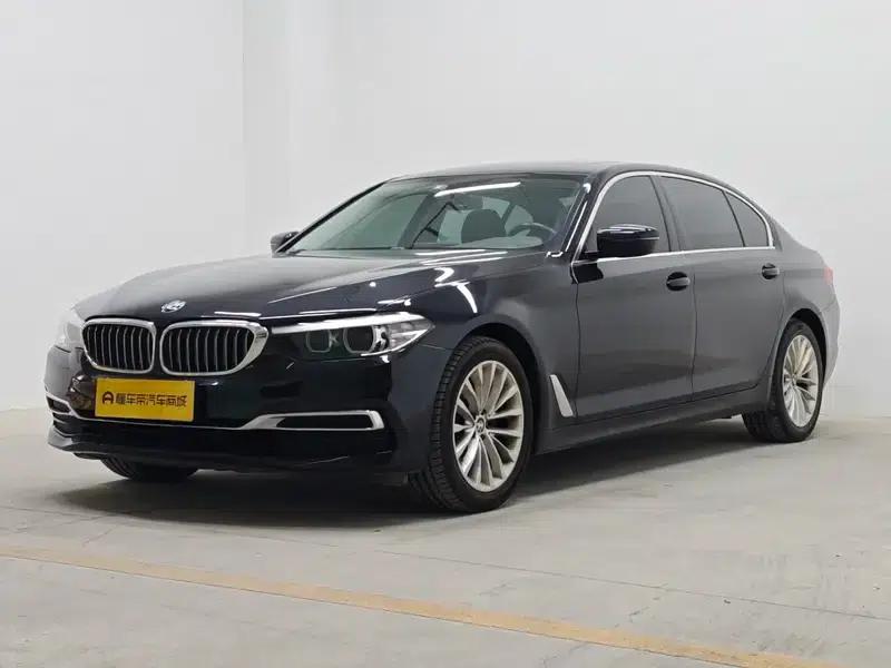 2020 BMW 5 Series 525Li Luxury Package — миниатюра 1