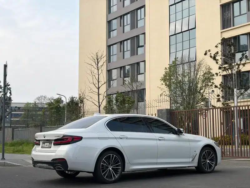 2023 BMW 5 Series 530Li Leading Edition M Sport Package — миниатюра 5