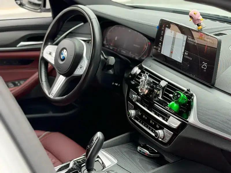 2023 BMW 5 Series 530Li Leading Luxury Package — миниатюра 12
