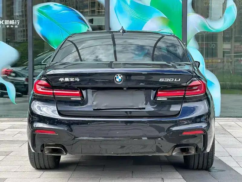 2018 BMW 5 Series 530Li Leading Edition M Sport Package — миниатюра 4