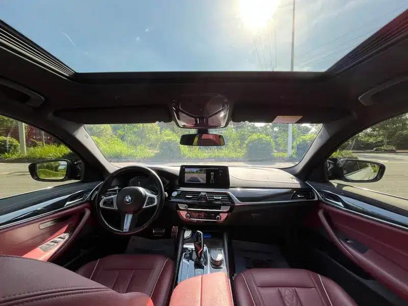 2022 BMW 5 Series 525Li M Sport Package — миниатюра 15
