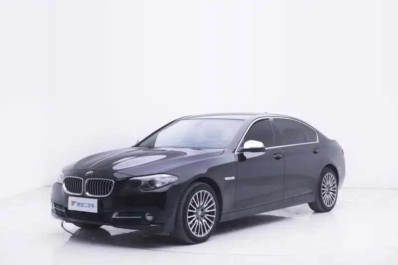 BMW 5 Series 2017 520Li Elegant Edition — миниатюра 1