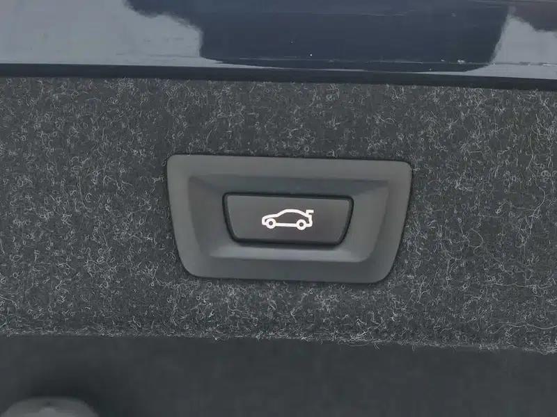 BMW 5 Series 2022 Facelift 525Li M Sport Package — миниатюра 11