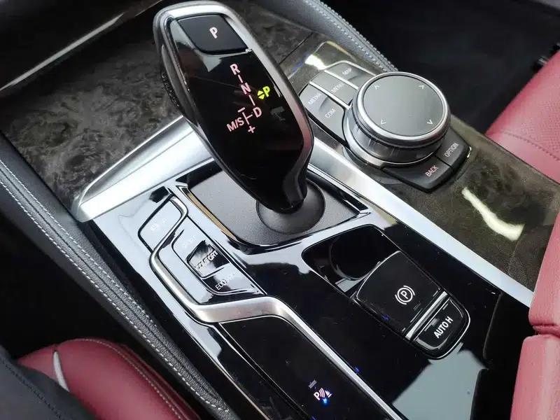 BMW 5 Series 2022 Facelift 525Li M Sport Package — миниатюра 15