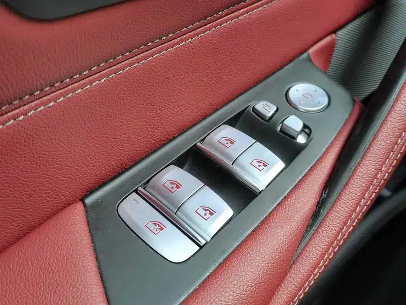 BMW 5 Series 2022 Facelift 525Li M Sport Package — миниатюра 19